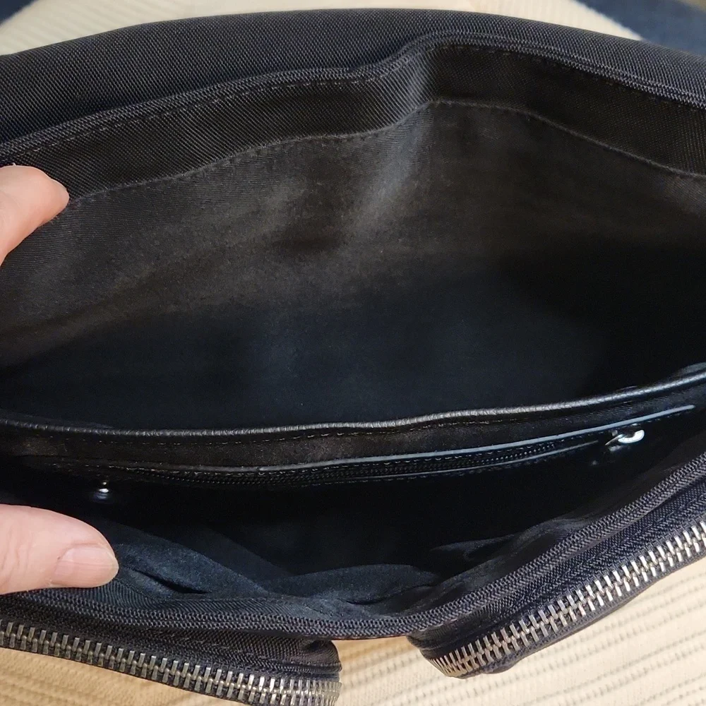 Banana Republic black canvas messenger laptop bag